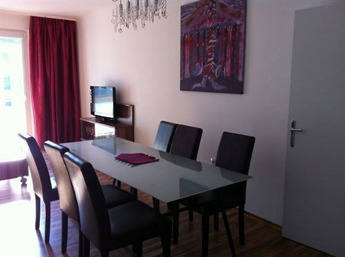 Govienna - Messe Wien Apartment المظهر الخارجي الصورة